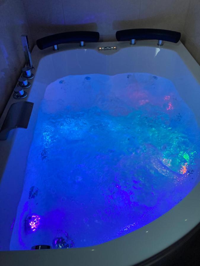B&B La Reggia Di Rihanna Spa Казерта Екстер'єр фото