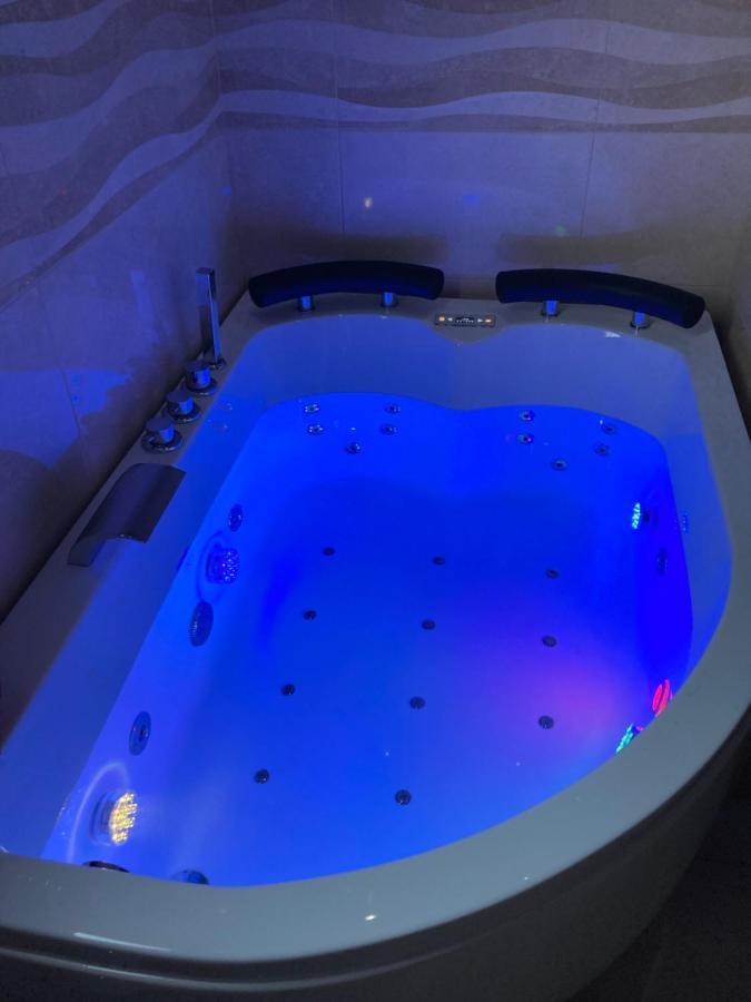 B&B La Reggia Di Rihanna Spa Казерта Екстер'єр фото