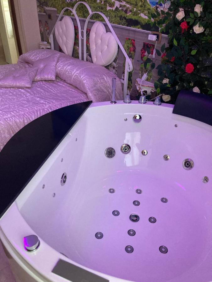 B&B La Reggia Di Rihanna Spa Казерта Екстер'єр фото